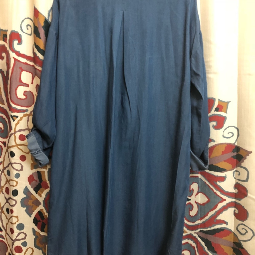 Women’s denim button down dress NWT